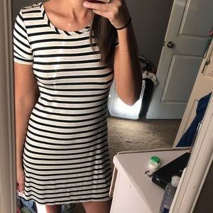 Cute & comfortable summer dress!
